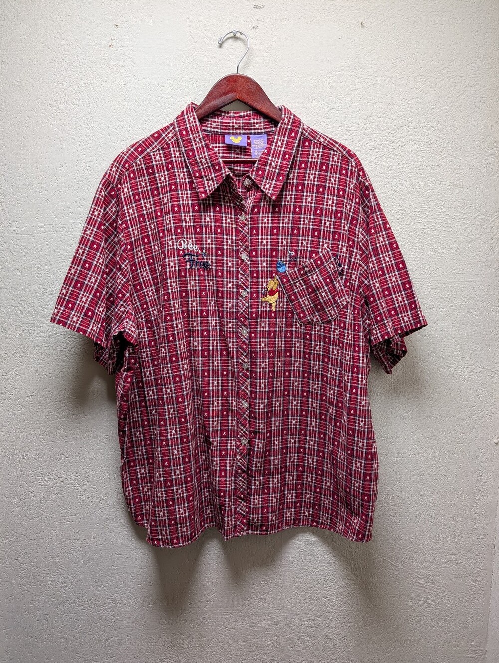 Disney Winnie the Pooh Plaid Embroidered  Button-Up Shirt Red Pocket 26W 28W